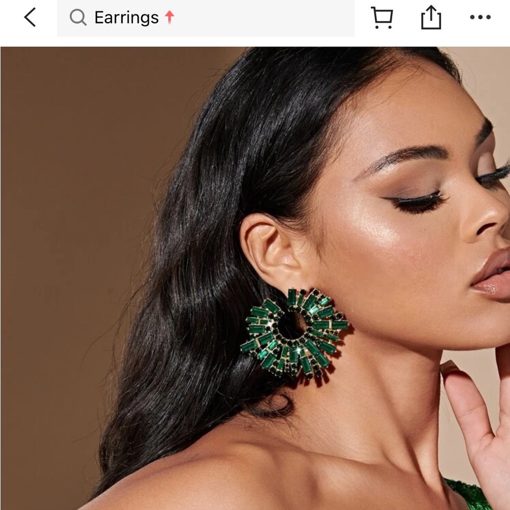 Emerald city studs